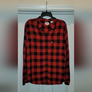 Women's Buffalo Plaid Levi's Shirt